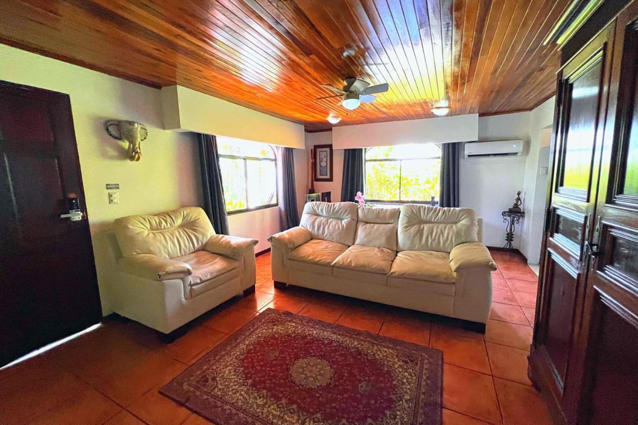 Casa Valentina - Ocean, Nature, Relax, Central Quepos Exterior foto